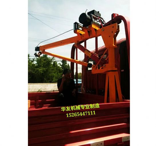 點(diǎn)擊查看詳細(xì)信息<br>標(biāo)題：車載小吊機(jī)  液壓小吊機(jī) 閱讀次數(shù)：1972